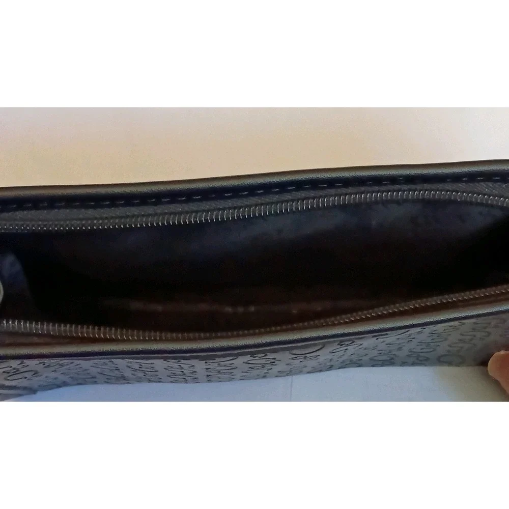 Guess clutch closure
